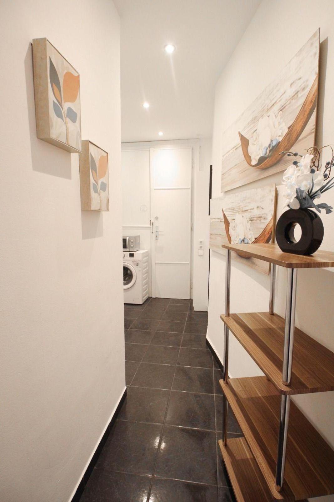 Apartament 1br For 5p Great Location *